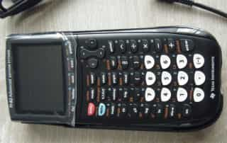 TI-82 Advanced Python Edition Python Approuvé par les Familles 2023