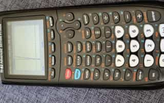 TI-82 Advanced Python Edition Python Approuvé par les Familles 2023