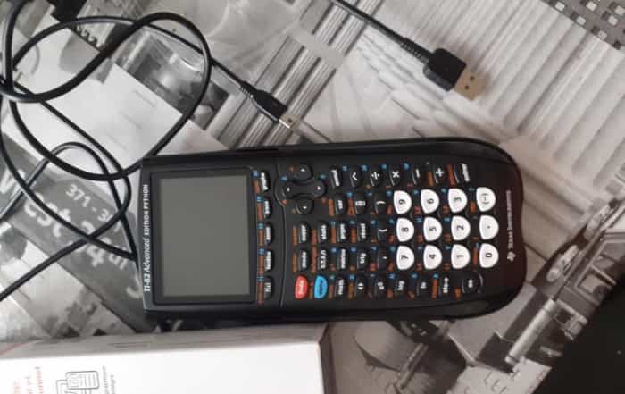 TI-82 Advanced Edition Python - Approuvé par les Familles